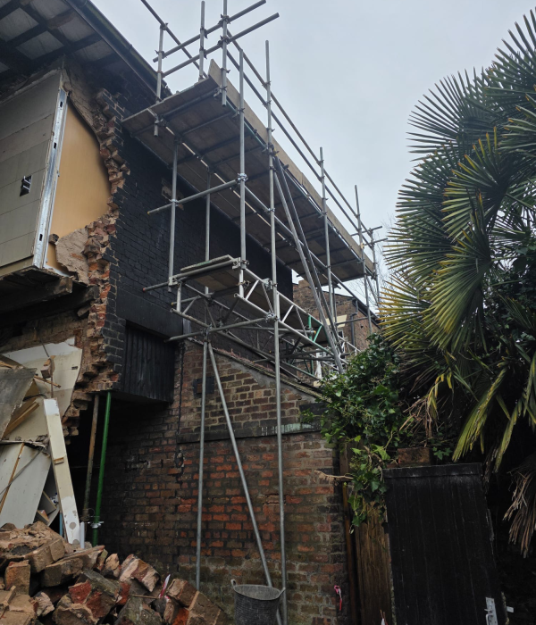 Scaffolding Liverpool Sink Hole Building Repairs