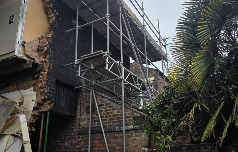 Scaffolding Liverpool Sink Hole Building Repairs